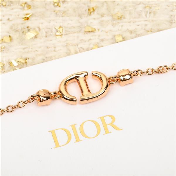 20242615517352 853100